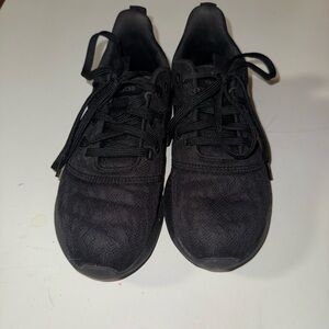 adidas women’s cloud foam Black Sneakers